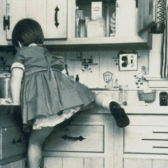 Meet your Posher, Teri @ The Shabby Saltbox - Picture 2 of 9